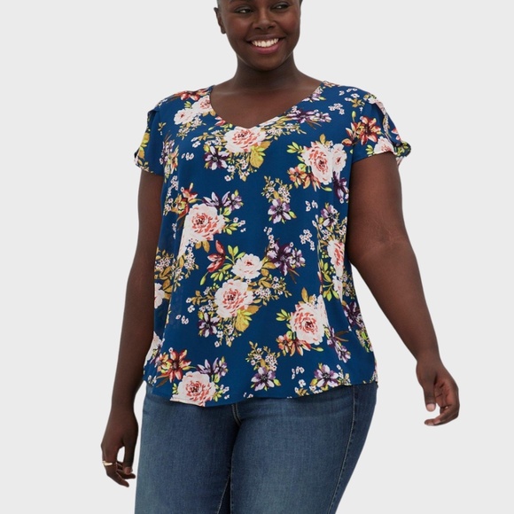 TORRID Georgette Tulip Sleeve Blouse - Picture 1 of 13